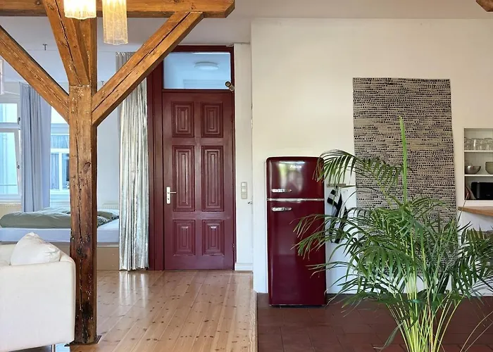Kreativ-loft Im Ruhigen Hinterhof Auf Der Schanze Hamburg