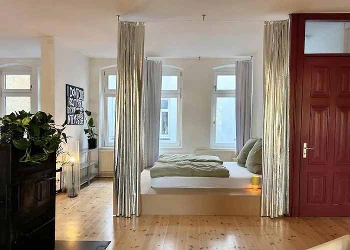 Kreativ-loft Im Ruhigen Hinterhof Auf Der Schanze Apartment