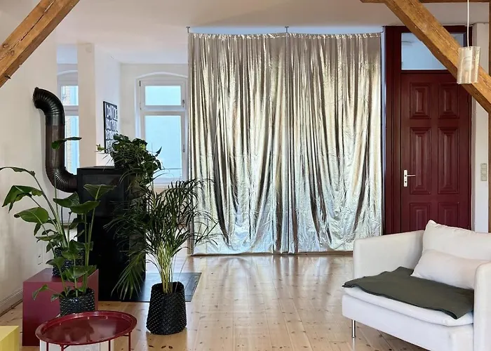Kreativ-loft Im Ruhigen Hinterhof Auf Der Schanze *